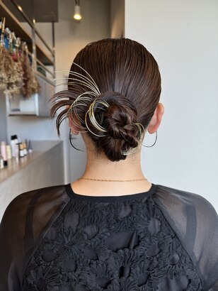 結婚式ゲストのかわいいを作る！「ヘアメイク編」