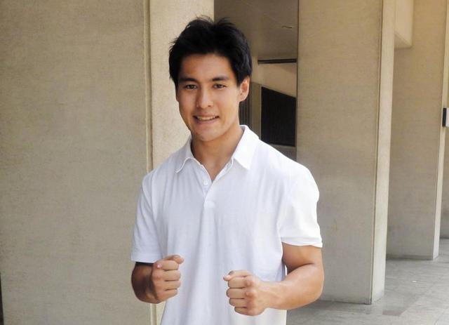 赤井英和の長男がプロ転向 父の夢継ぎ世界王座狙う - ボクシング : 日刊スポーツ