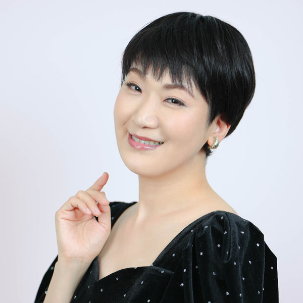 市川由紀乃の卵巣腫瘍闘病生活と極秘結婚した夫の正体に驚き！TikTok