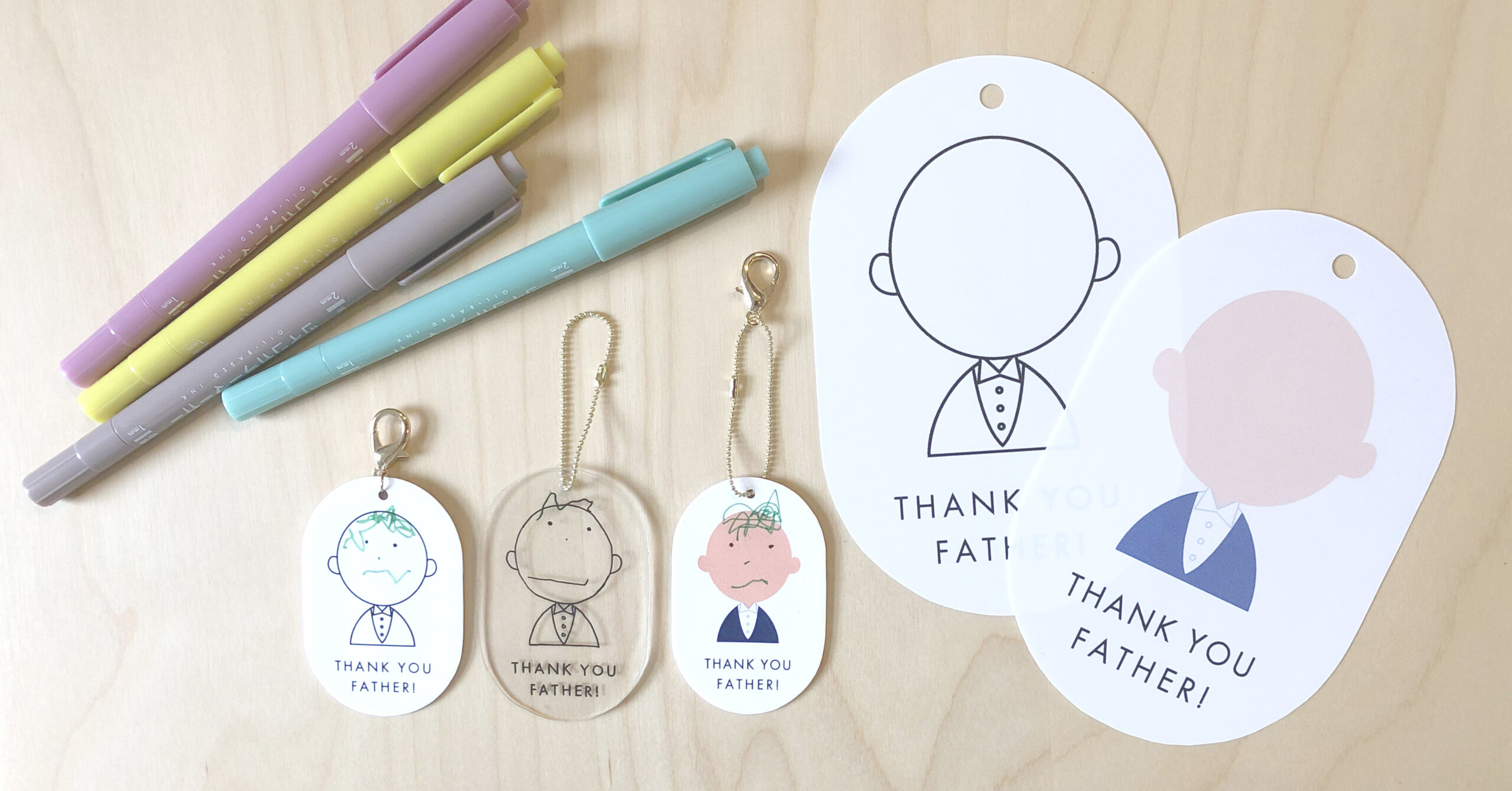 似顔絵キーホルダー 母の日 父の日 敬老の日 プレゼント ハンドメイド 木製 - メルカリ