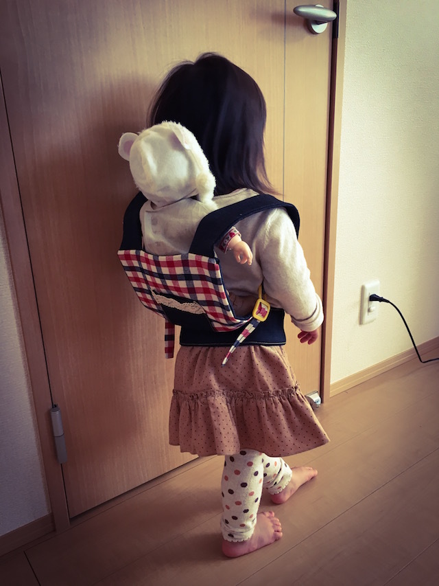 人形用の抱っこ紐を作りました♡Baby&Kids Handmade