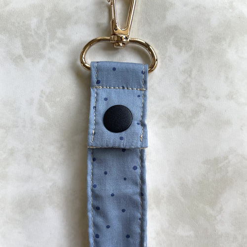 名入れ 無料木製 ラウンド キーホルダー ネームタグ イラスト 子供 名前入り 名入り 席札 部活 卒園 卒団 引退 退部 記念品 卒業記念品男の子 女の子 オリジナル プレゼント -Limpomme ギフトモール店 - プレゼント＆ギフトのギフトモール