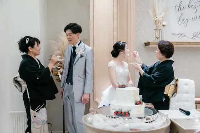 両親へのプレゼント選べるデザイン20以上!写真立て 名入れ横両親 プレゼント 結婚式 フォトフレーム 出産祝い 男の子 赤ちゃん 足形手形 卒業記念 Amazon.co.jp:和モダン メッセージが入れられるフォトプレート 1個 写真立て ご両親贈呈用 結婚式