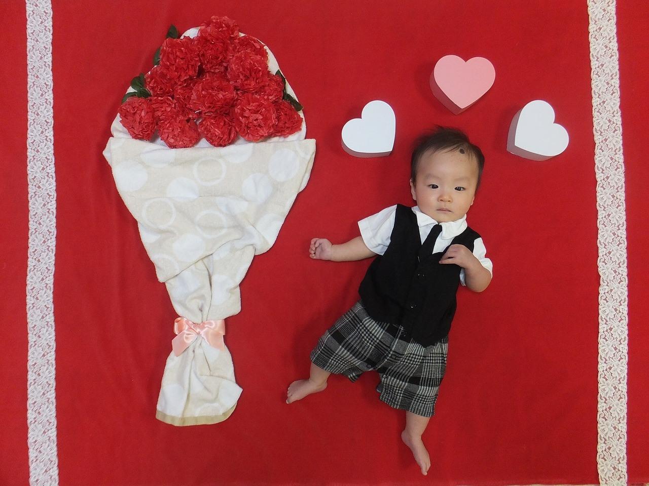 母の日 デザイン台紙セット フレーム インク 付 □ 誕生日 バースデー 手形 足形名入れインク スタンプ も選べる 説明書付き ◇ 手形足形 アート ポスター 出産 赤ちゃん ベビー -にじいろあんよ - プレゼント＆ギフトのギフトモール