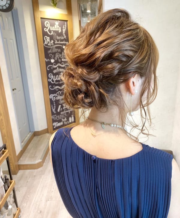 厳選 結婚式でおすすめの髪型・ヘアカタログ2025年秋人気美容室や最新トレンドをチェック