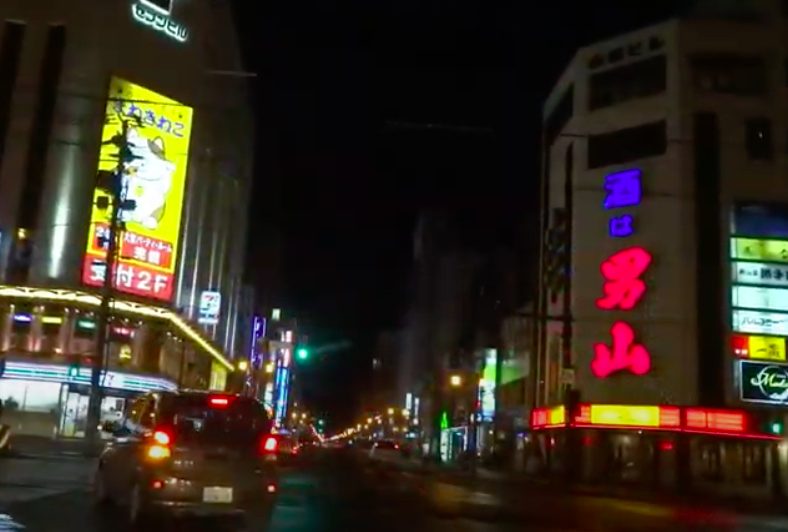 美熟女さんに車の中でひたすらセンズリを見せ続けた