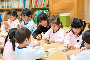 トンボ学生服 女子小学生 カシドス織り 20本車ヒダ 紺スカート 140cmA〜170cmAトンボ TOMBOW 丸洗いOK