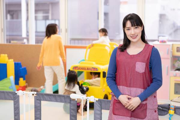 先輩インタビュー 幼稚園で働きながら学んでいます① « 名古屋文化学園保育専門学校