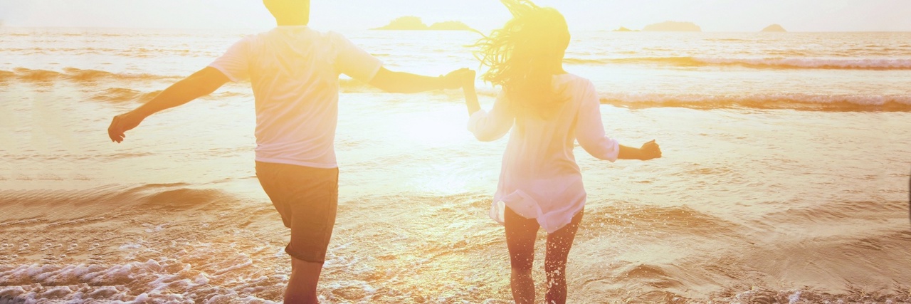 祝♡婚約 人気YouTuber・華金カップルにインタビュー！結婚は「2人が決めるもの。周りに心を乱されないで」価値観が違う時の対処法、倦怠期についても聞いてみたarweb アールウェブ