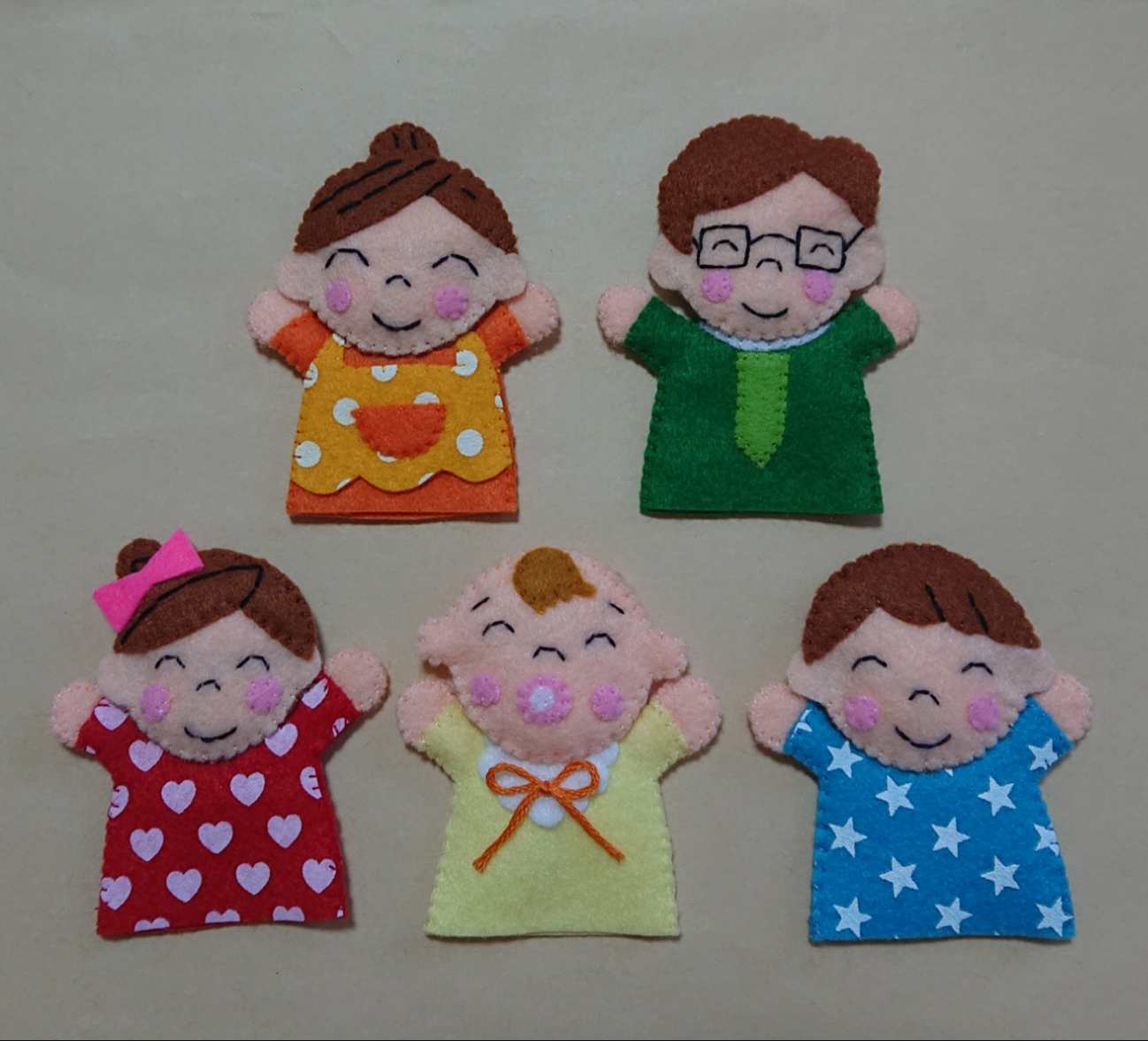 限定柄☆おはなしゆびさん 親子 指人形セット プリント柄フエルト