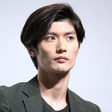 三浦春馬が熱愛 ダンサー菅原小春にアタック成功 - 結婚・熱愛 : 日刊スポーツ