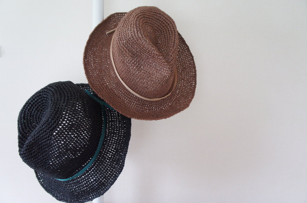 子供用 ベージュ かぎ編み麦わら帽子