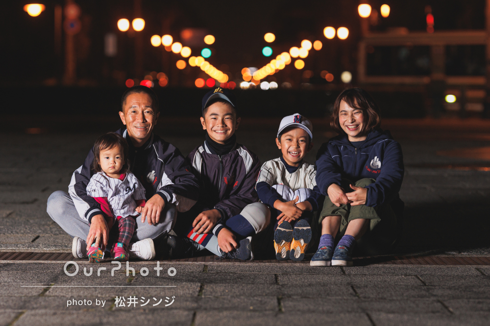 ジミン メグネイト公式から家族の写真アップ♪雨に唄えば ♪