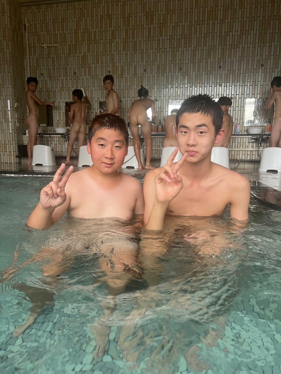 4,765 風呂 少年 Stock Photos, High-Res Pictures, and Images - Getty Images