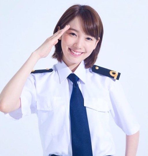 飯豊まりえ - Wikipedia