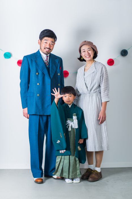 七五三 母親の服装マナー＆おしゃれなワンピース・スーツまとめ - IKINAイキナ