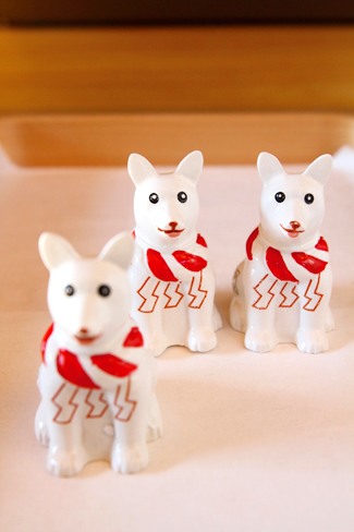 小町通りで、いちご串🍓おみくじつき✨可愛いクマさん最中も美味しいし、バームクーヘンもしっとり、イチゴさっぱり🤤おみくじは中吉 ￣∀￣ ！神奈川神奈川県kanagawa鎌倉神奈川暮らしkamakura鎌倉観光鎌倉散歩鎌倉旅行鎌倉gramkamakuragram鎌倉