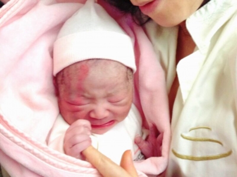 把握反射・吸啜反射とは？いつまで続くの？反応が弱いときは？ - こそだてハック