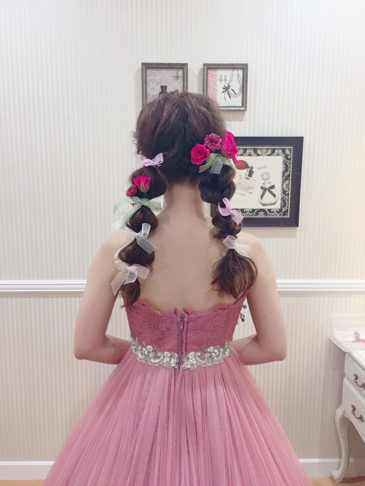 卒業式、結婚式にオススメ！個性派ツインテールアレンジ丸型×ロングの