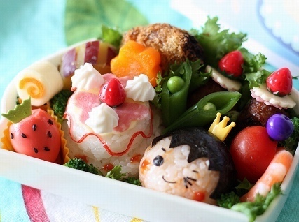 子どもの顔でキャラ弁！愛情たっぷりおにぎり弁当４連発cozre コズレ 子育てマガジン
