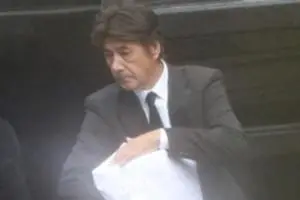 草刈正雄 血だまり路上現場で亡き息子へ“涙の土下座”女性自身