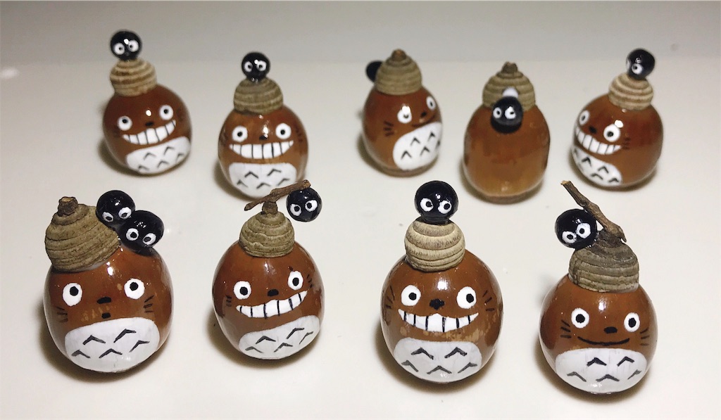 どんぐりゲーム🎥作り方のYou Tubeのリンクをプロフィールに載せています。 作品No.149です。よろしければ、ご視聴頂けると嬉しいです🙇‍♀️ どんぐりの季節になると、宝探しのようにどんぐ拾いが楽しいですよね🌳その小ささ、手触りは自然の中での大切な経験です