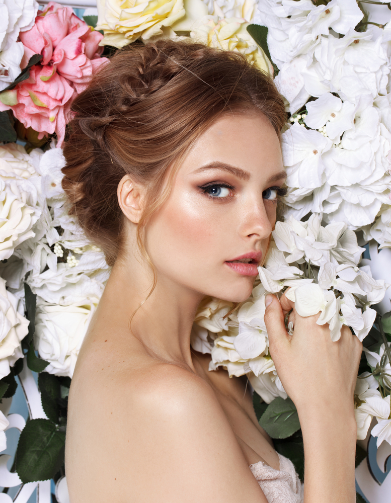 ミディアムの花嫁に人気のフォトウェディング髪型スタイル＆髪飾りおすすめの写真スタジオが見つかる写真館アワード