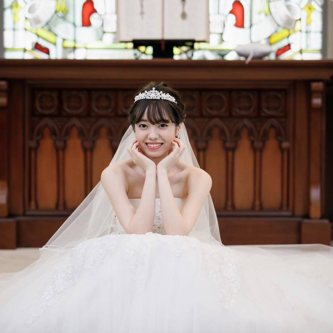 下ろした？流した？ 花嫁仕様の 前髪 ヘアアレンジ実例ゼクシィ