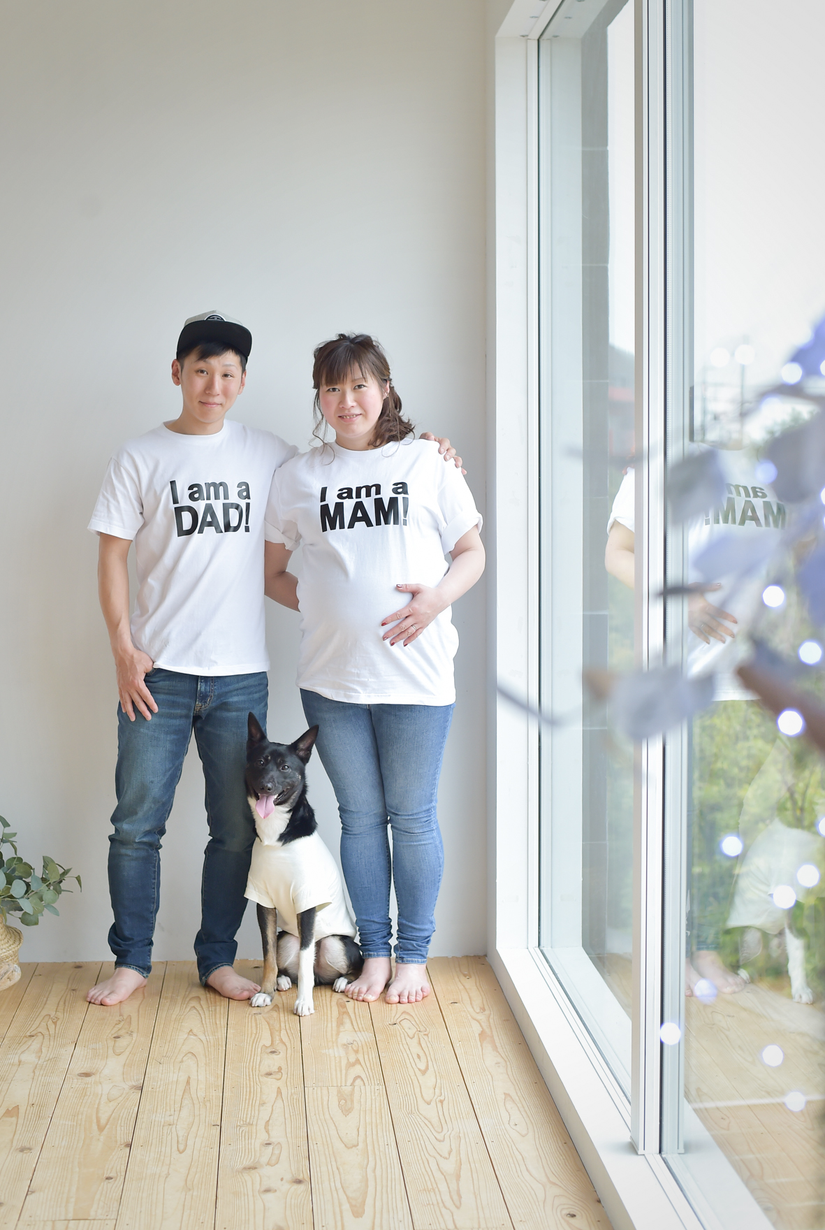 愛犬と一緒にマタニティフォトを撮影するなら！プランの詳細や実例を紹介 - ハピリィフォトスタジオ