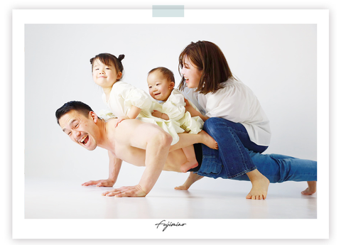 プロが教える！おしゃれな家族写真のコーディネートと撮影アイディア特集 - ライフNowライフスタジオ