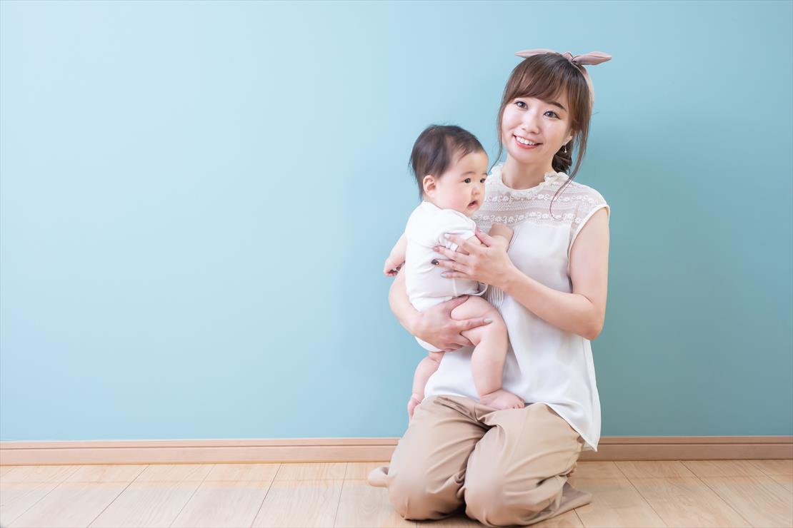 赤ちゃんの正しい抱っこの方法は？ コツってあるの？ NGな抱き方は？ 詳しく解説はいチーズ！クリップ