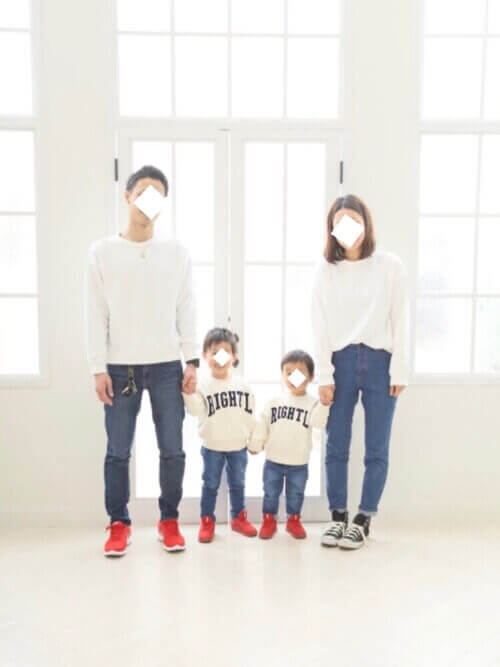 カジュアルな服装で家族写真を撮るためのポイント！おしゃれな写真撮影ふぉとるプラス出張撮影・写真撮影の総合Webメディア