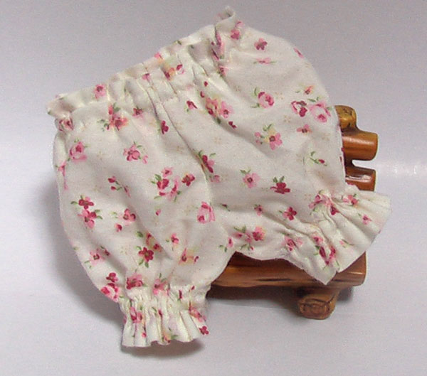 ベビー かぼちゃパンツ ダブルガーゼ生地で作る簡単ベビーパンツ縫いのくらし I ベビー服・こども服の型紙 ラ・スーラ