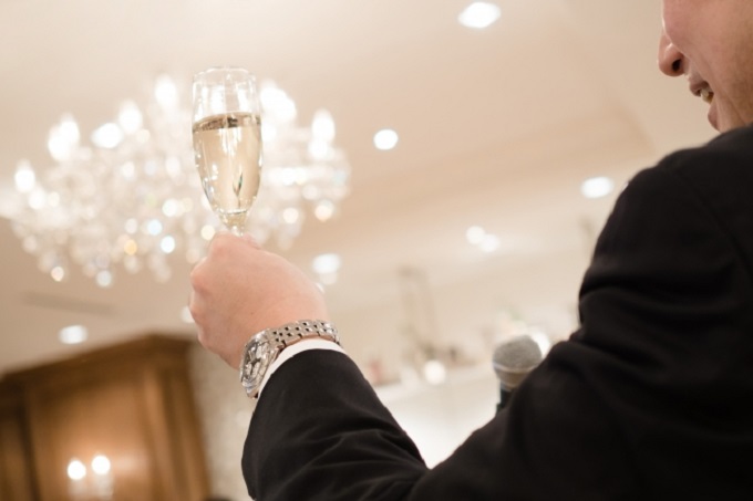 例文紹介 新郎新婦の父による結婚式の挨拶 謝辞 omotte magazine from ANNIVERSAIRE記念日にまつわるマガジン