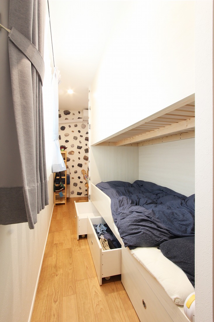 子供部屋の間仕切り収納 実例 K様名古屋の子供部屋リフォーム こどもベア