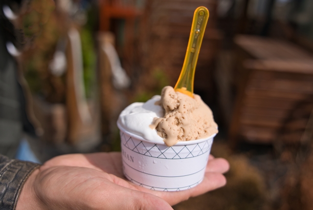 プレゼントの夢占いの意味21選！好きな人に贈り物をあげる・渡す・もらう夢は？RootsNote