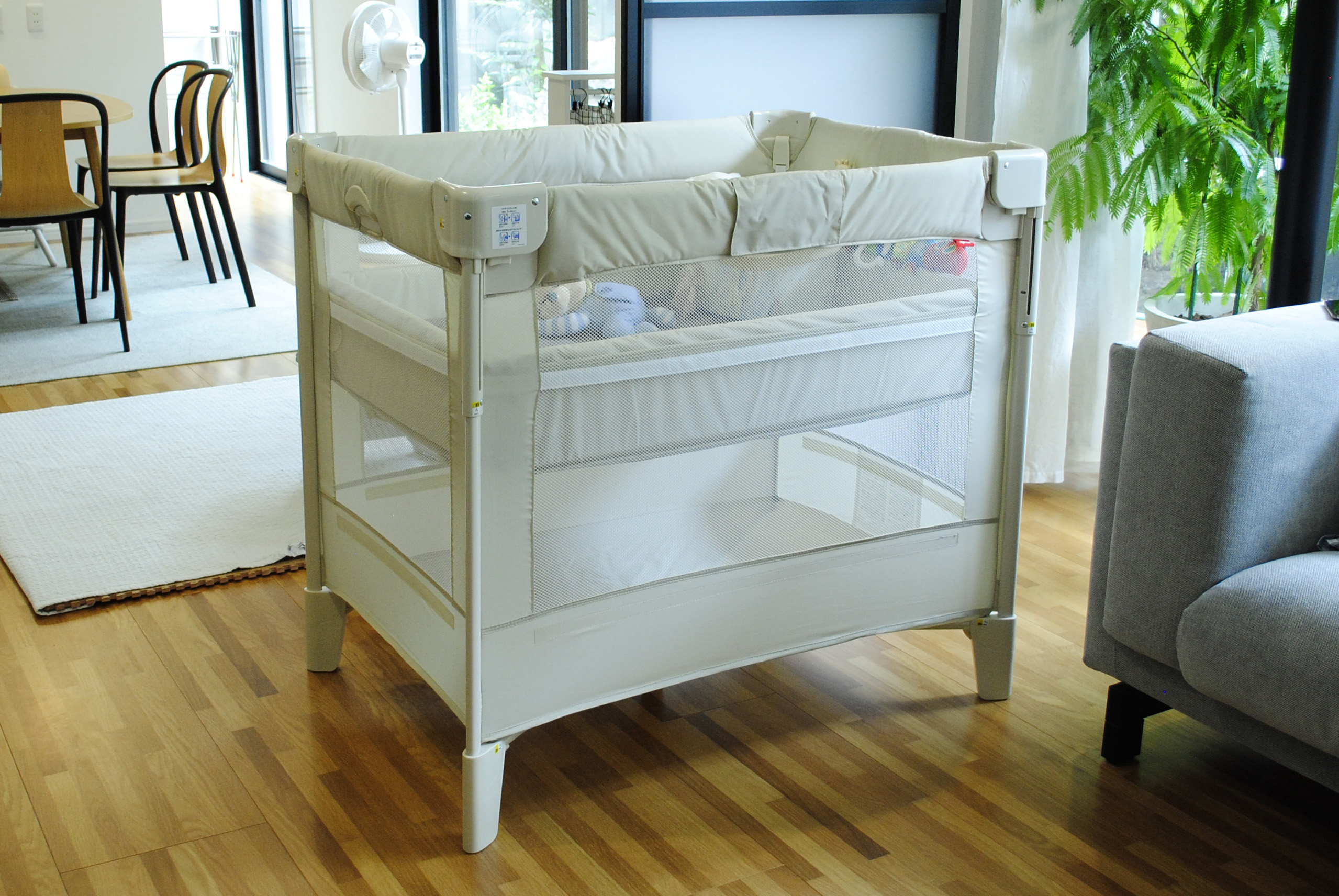 在庫限りベビーベッド ノモック ミニサイズ キャスター付き 高さ調節 ハイタイプ yamatoya認定店 木製 天然木 コンパクト 新生児赤ちゃん用品 出産準備 北欧Bigmories オンラインショップ