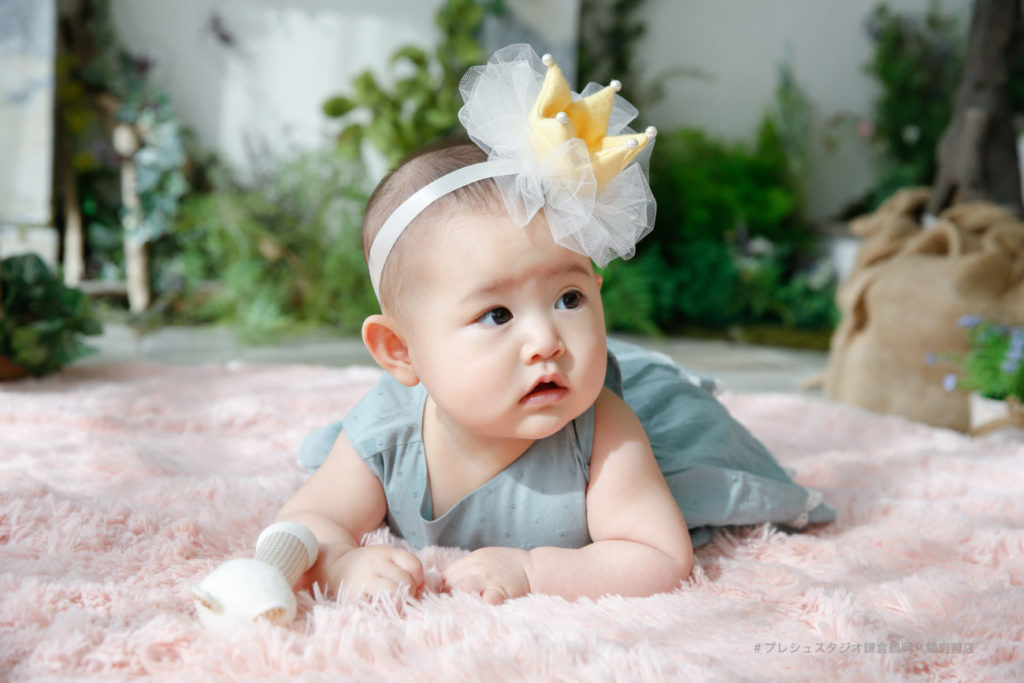 無料でダウンロードできる月齢カードブルーグレー×小花柄デザインが新登場！ARCH DAYS