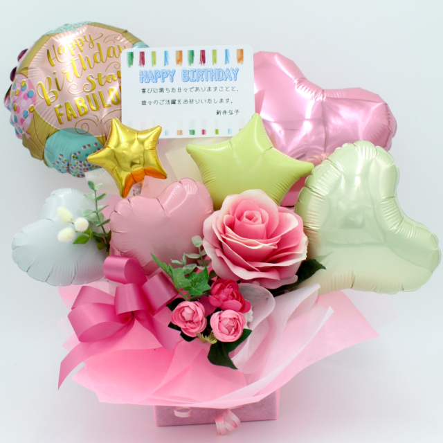 かわいいニヤリとする誕生日ケーキのイラスト素材無料ダウンロード IllustCute