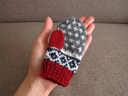 ロリポップ・キッズ〜オパール毛糸の指先フリー手袋iichi 日々の暮らしを心地よくするハンドメイドやアンティークのマーケットプレイス