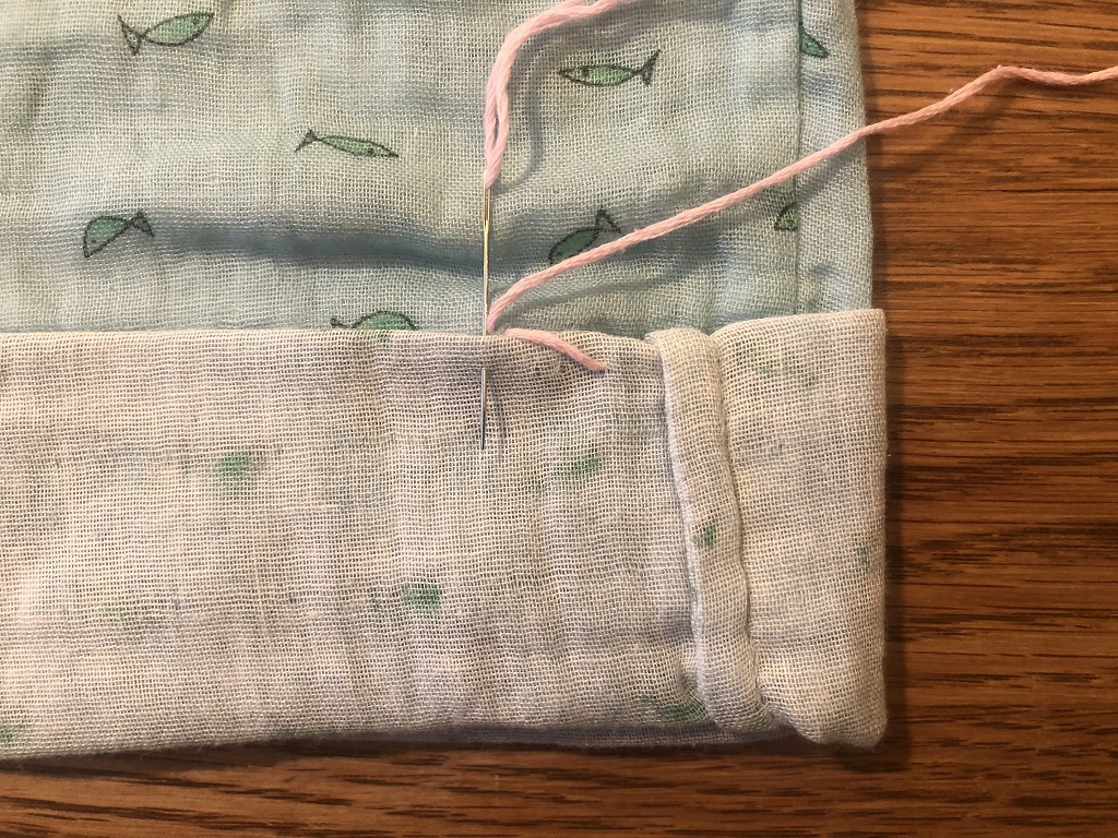 学生服のズボンやスラックスの裾上げをミシンでのんびり気ままにハンドメイド〜KAI