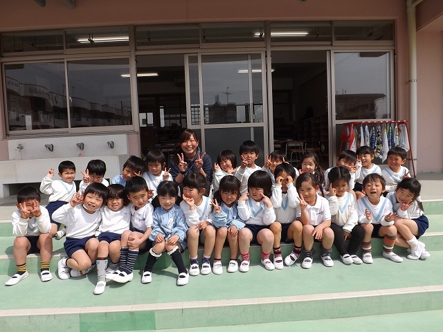 小学生の集合写真イメージ_写真 id 501302396_PRF画像フォーマットJPG_jp.lovepik.com