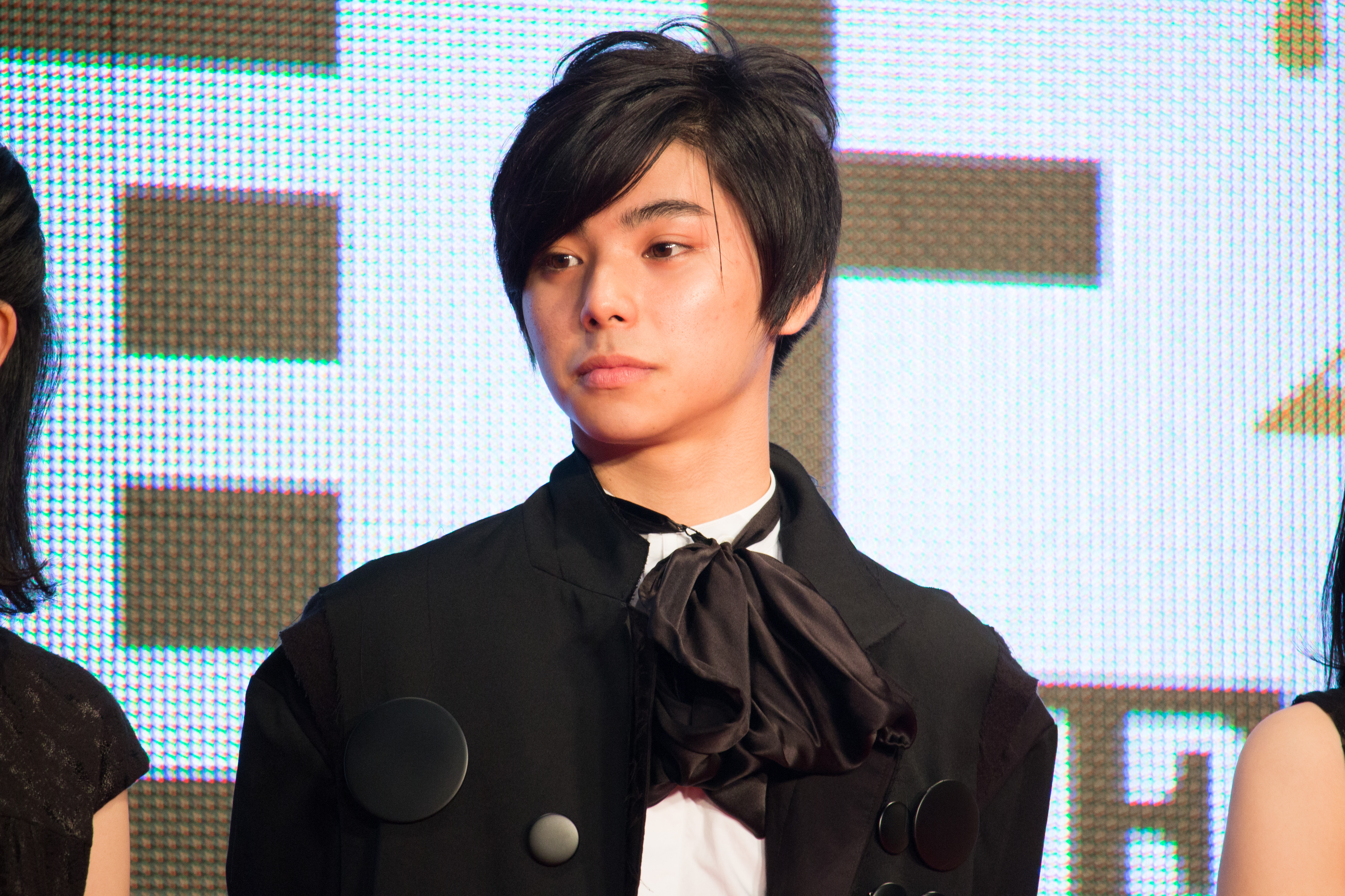 村上虹郎、『孤狼の血 LEVEL2』の撮影現場は「怖くて熱い圧倒的な安心感があった」 - ぴあ映画