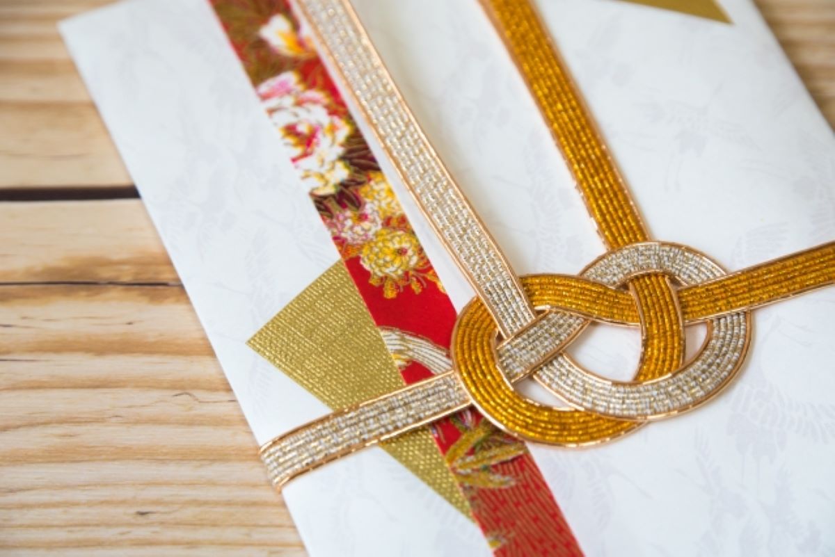 結婚式のお車代の相場まとめ！失礼のないように準備するポイント