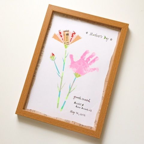 母の日ギフト🌿手形アート - K☆ing craftminne byGMOペパボ 国内最大級のハンドメイド・手作り通販サイト DIY母の日 手形アート。幼児からママへのギフト、赤ちゃんの手形ローズフラワーブーケ、おばあちゃんからお孫さんへのギフト、マミーナナの