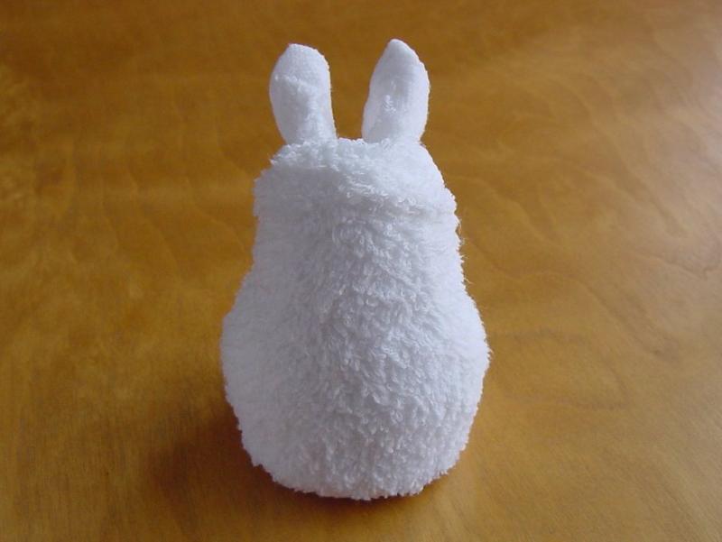 飲み会で楽しむおしぼりアートのアイデア🐰