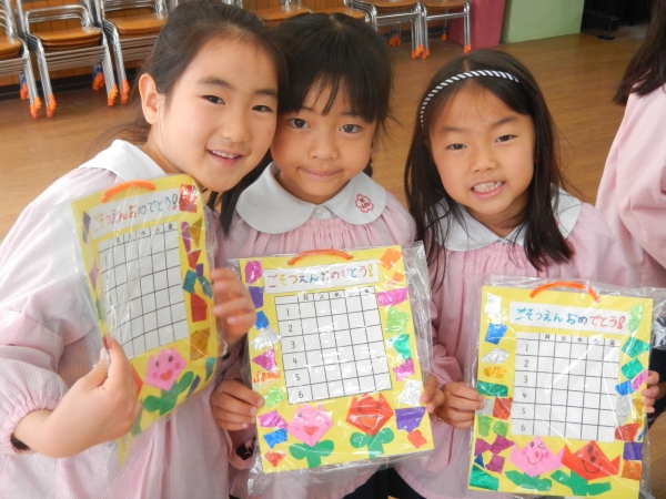 お別れ会のプレゼントアイデア10選！保育園の在園児から卒園児へ！言葉のギフト