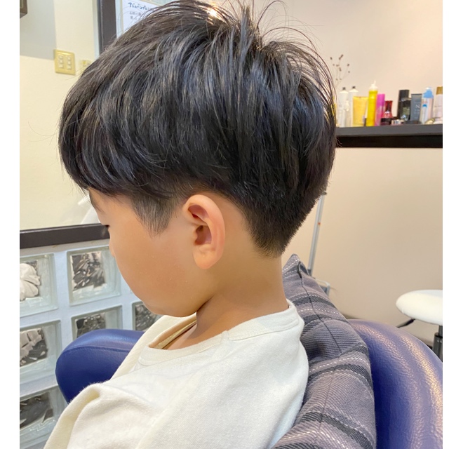 キッズカットはいつから始める？男の子＆女の子におすすめな髪型も紹介