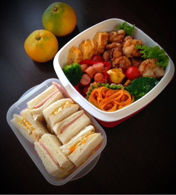 遠足弁当 年長・年少の親子遠足は娘の希望により「焼きそば弁当」にしました！ ～親子遠足振り返り～ - りんごの時間