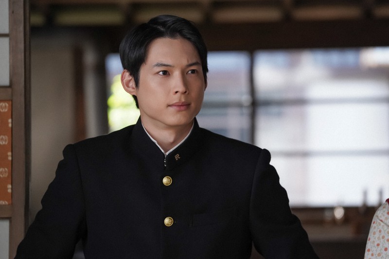 SixTONES松村北斗：頬にシールをペタペタ貼られ「メロってる」パパの顔 “娘”との動画が「可愛すぎる～」と話題 -MANTANWEB まんたんウェブ